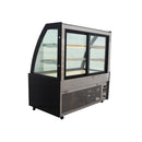 Floor-to-ceiling refrigerated display cabinet