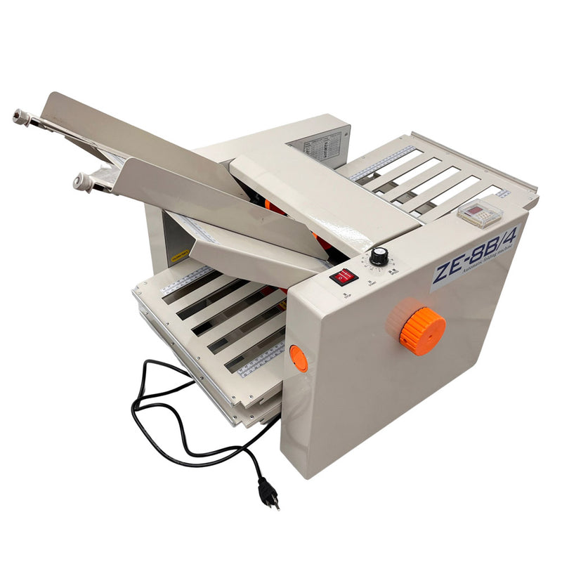 Automatic paper folding machine