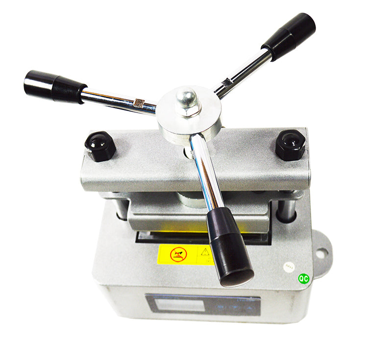 Mini machine manuelle de presse à huile de presse de chaleur de machine de colophane 6*12CM 110V 